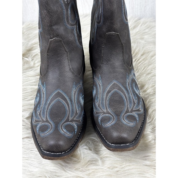 Roper Riley Western Cowboy Boots Brown Blue Embroidery Snip Toe 10 NWOT - Picture 3 of 8